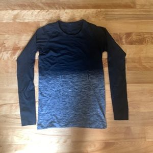 Lululemon black and gray long sleeve